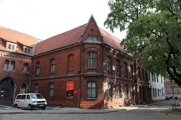 Dome School