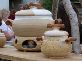 Souvenirs Pampalu pots